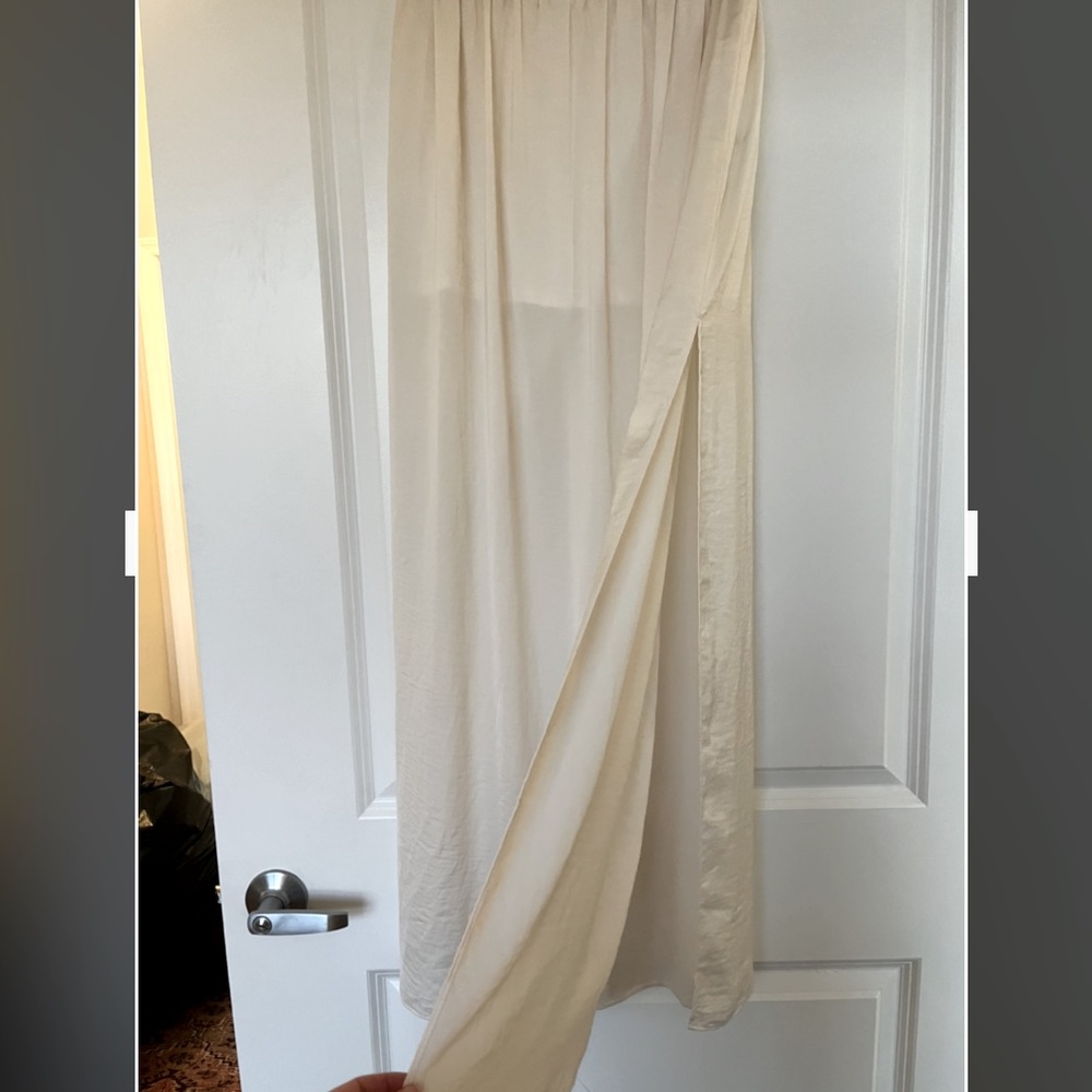 Zara Trafaluc Silk-like Maxi Cream Colored Skirt